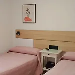 ホスタル バイア 2* カディス