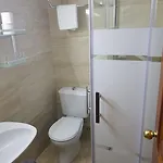 ホスタル バイア 2* カディス