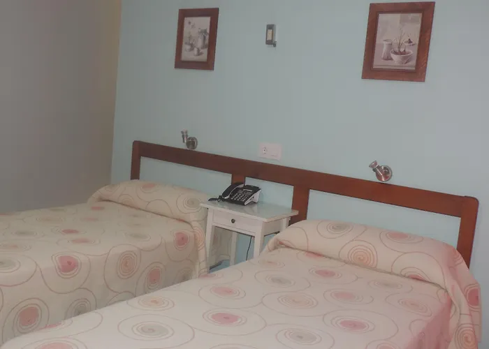 ホスタル バイア カディス