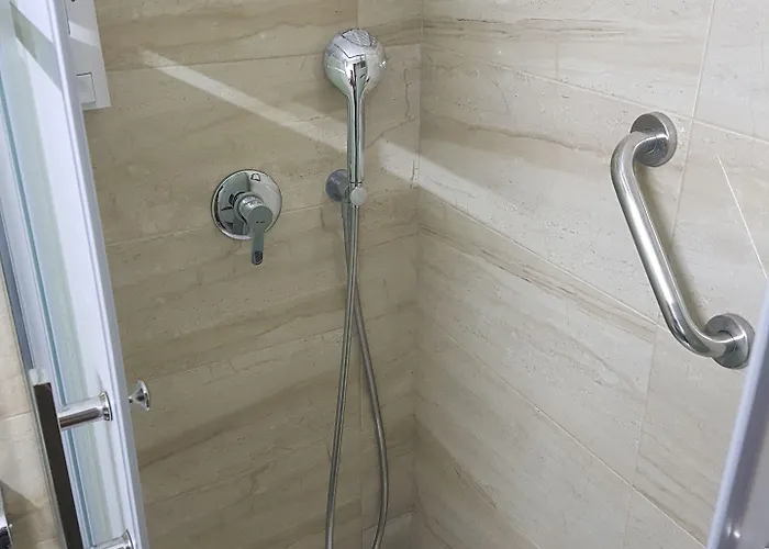 ホスタル バイア カディス