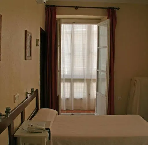 ホスタル バイア カディス