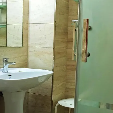 Bahia Guest house 2*